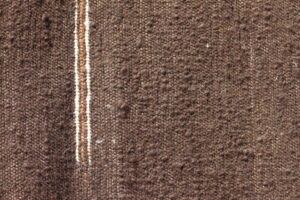 rug 3x5 mocha white brown closeup